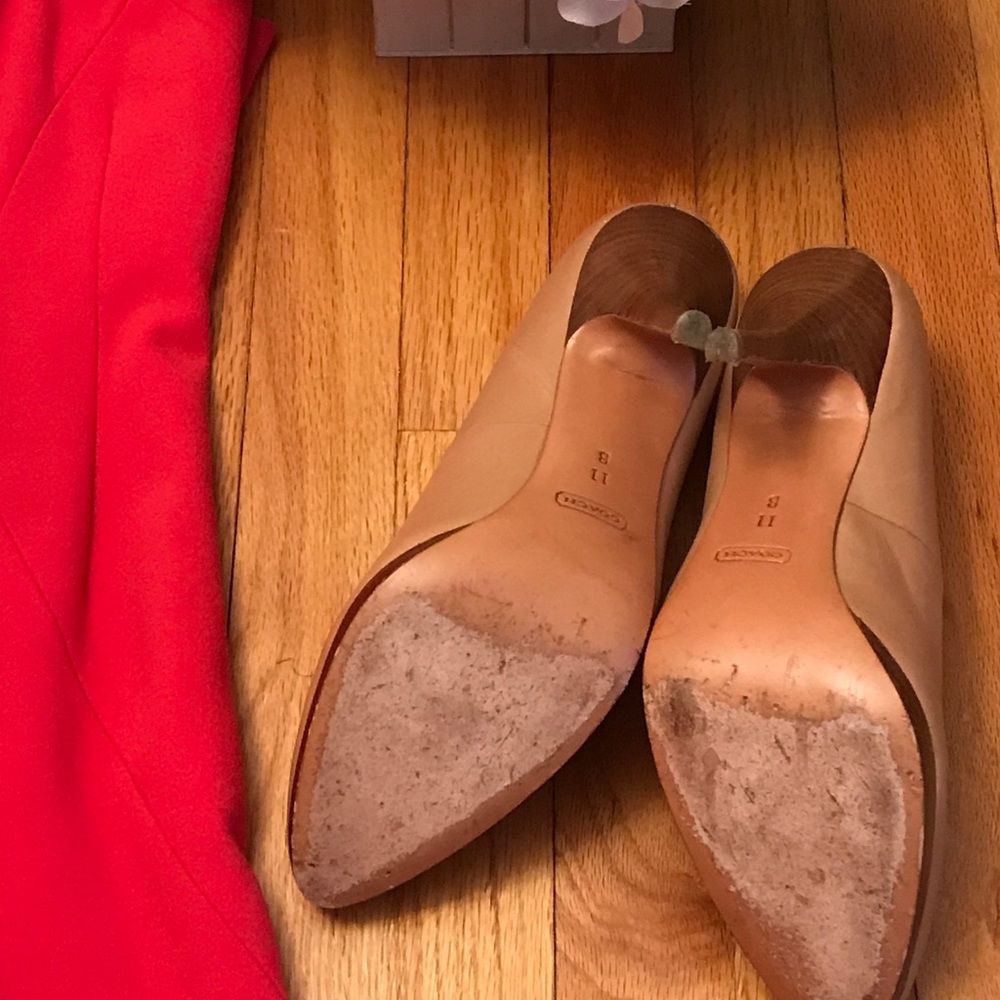❤️COACH: Classic Nude Pumps - Picture 6 of 15